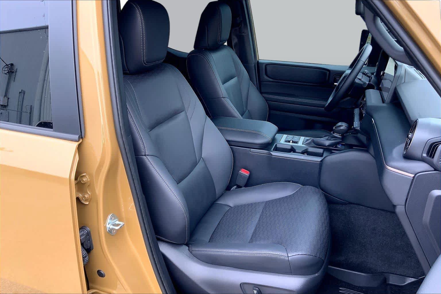 Used 2026 Toyota Land Cruiser w/ Premium Package AWD/4WD image 9