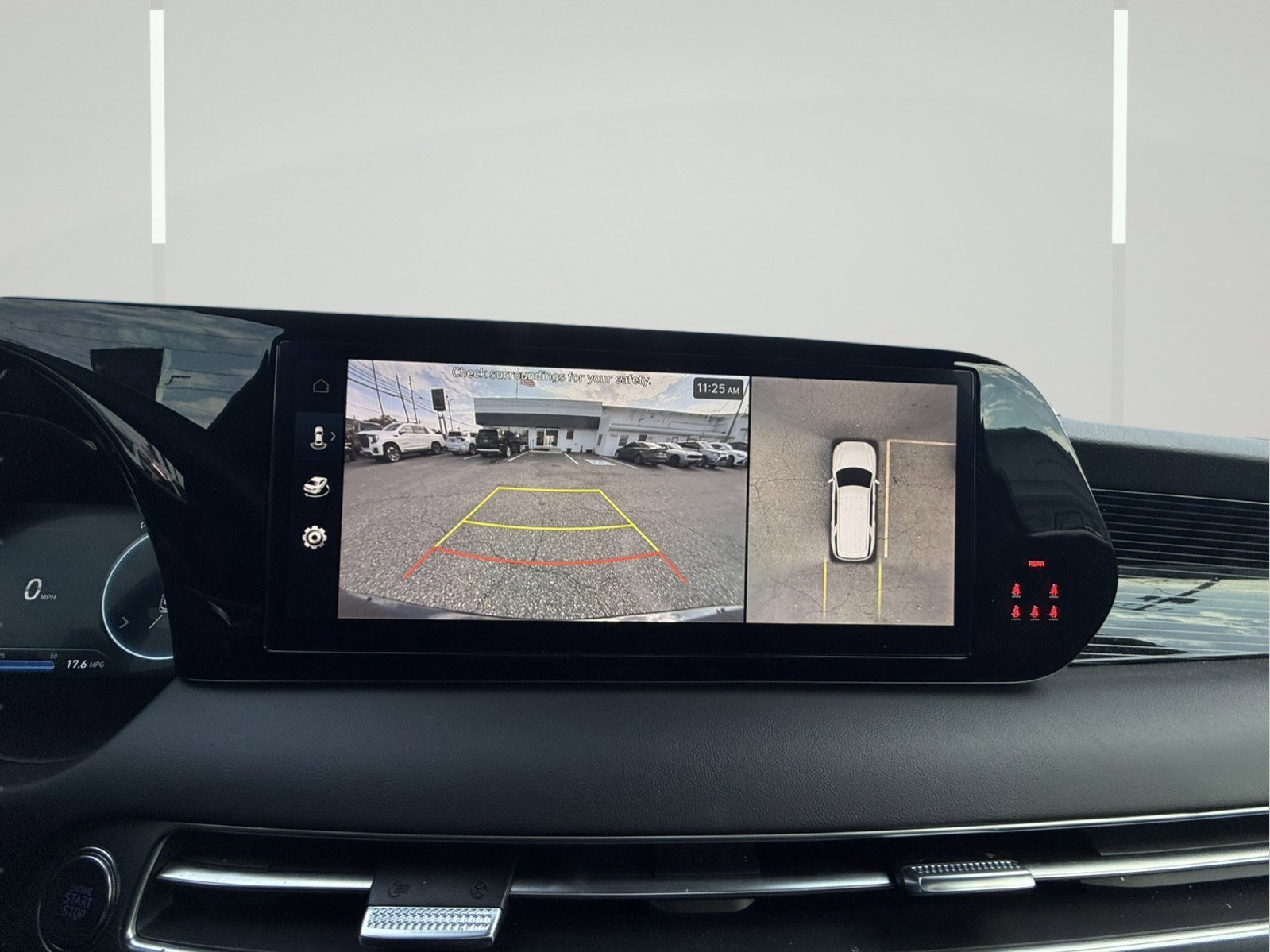 Used 2024 Hyundai Palisade Calligraphy image 20