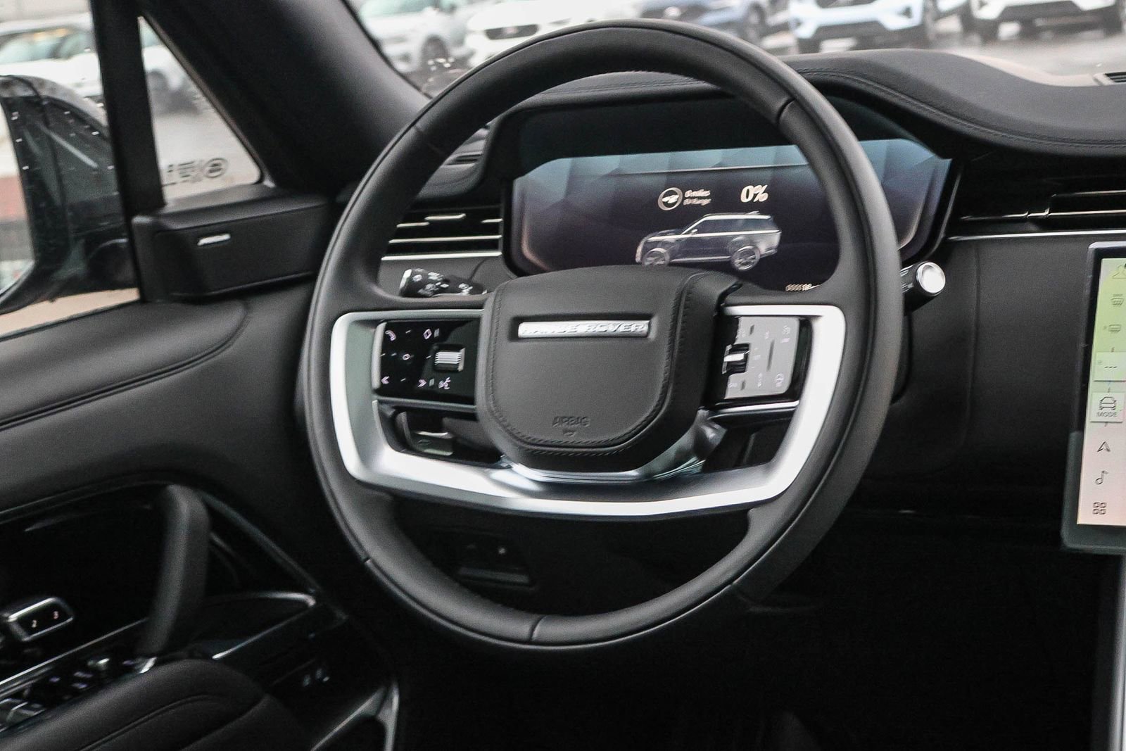 New 2025 Land Rover Range Rover SE image 25