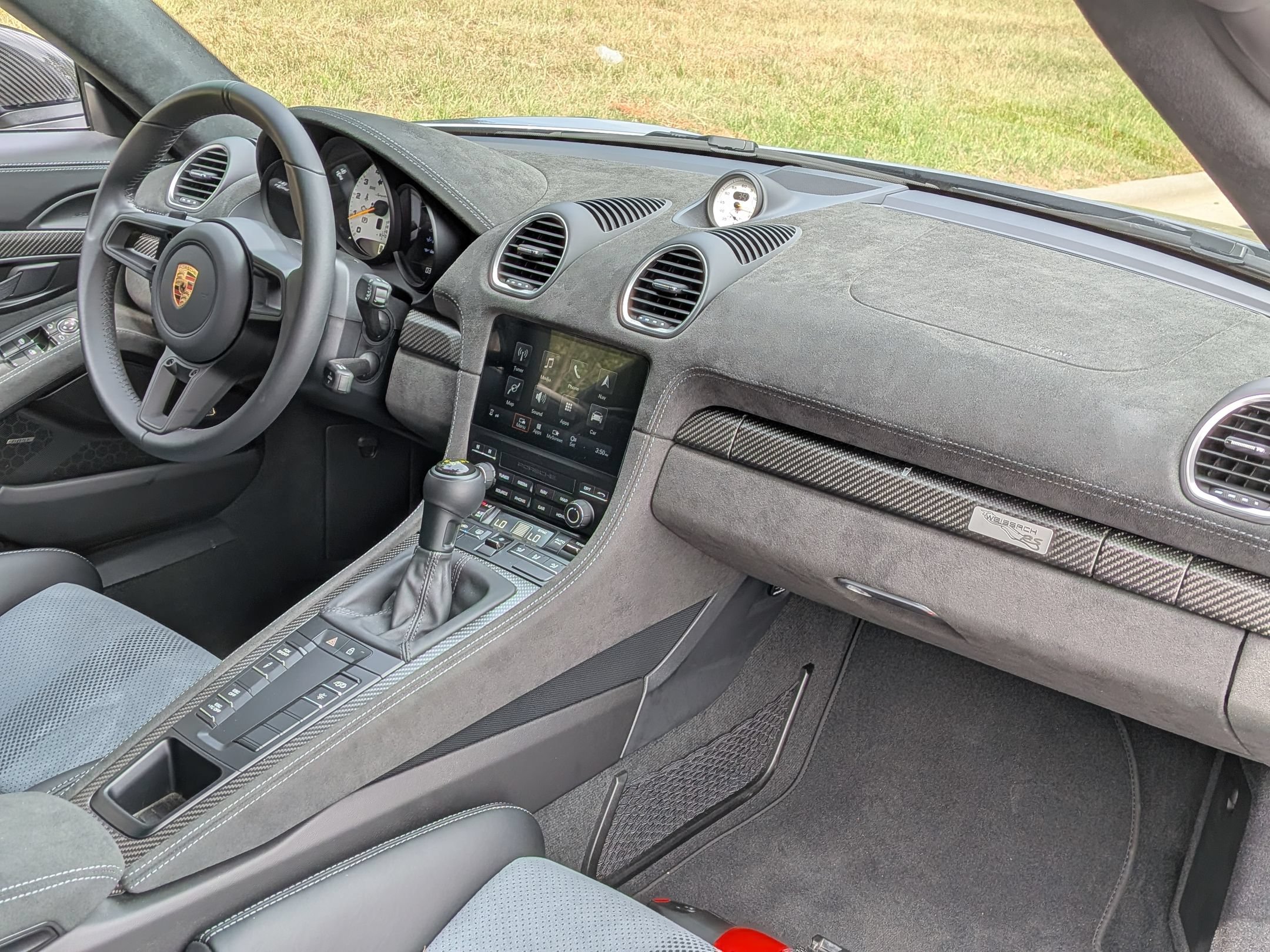 Certified 2024 Porsche 718 Boxster Spyder RS RWD image 25