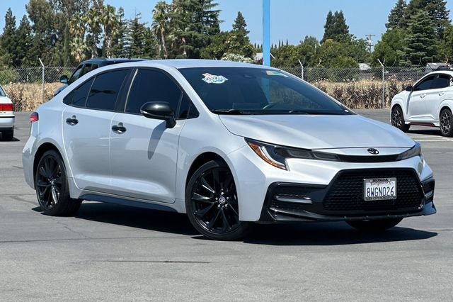 Used 2021 Toyota Corolla SE w/ Carpet Mat Package (TMS) FWD image 2