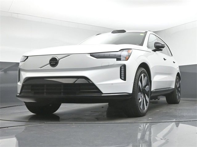 New 2025 Volvo EX90 Plus w/ Protection Package Premier image 35