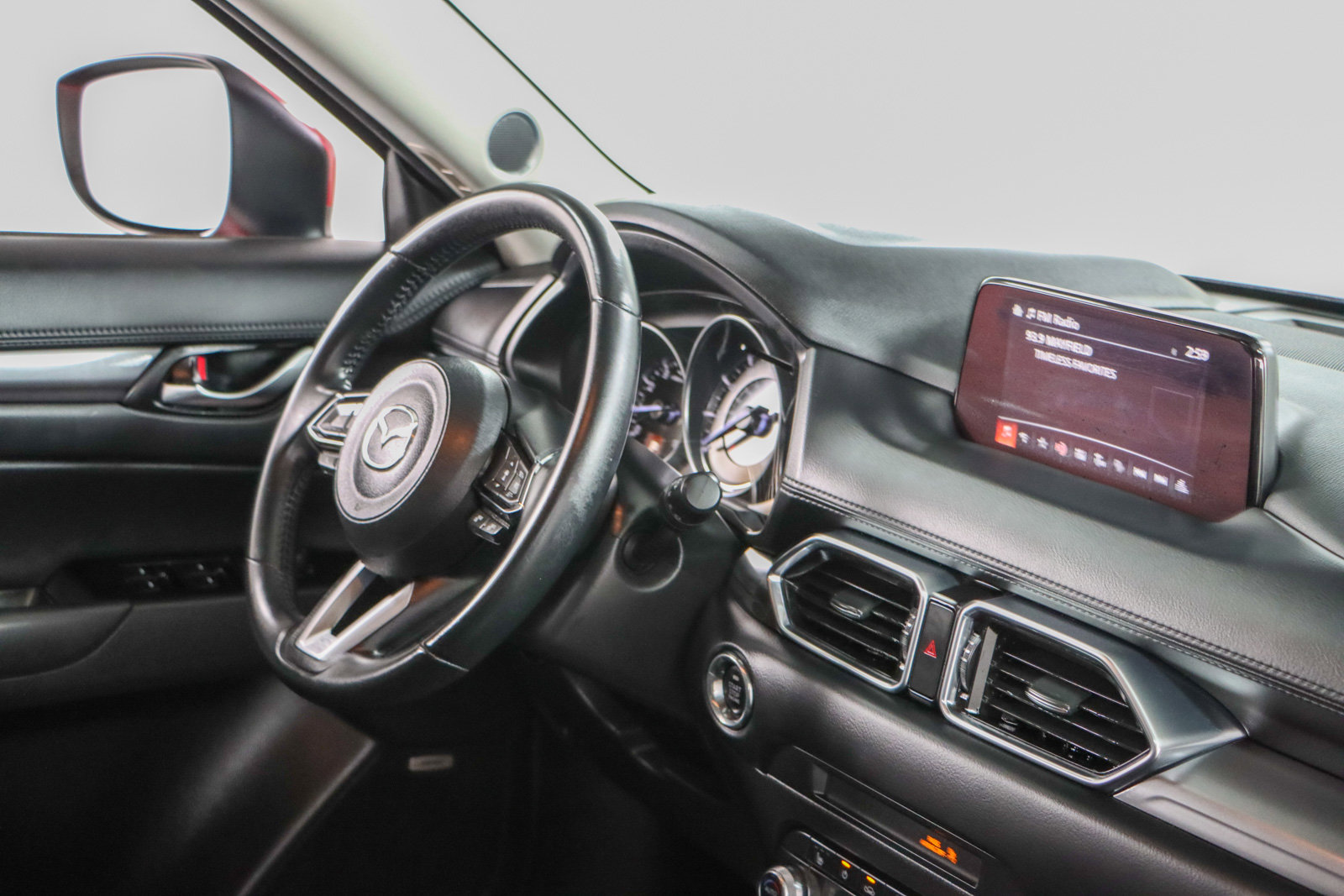Used 2019 MAZDA CX-5 Touring image 27