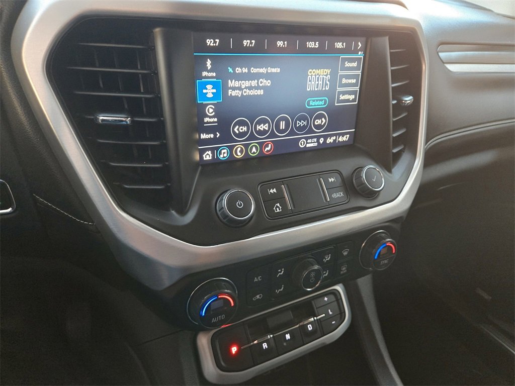 Used 2023 GMC Acadia SLT image 17