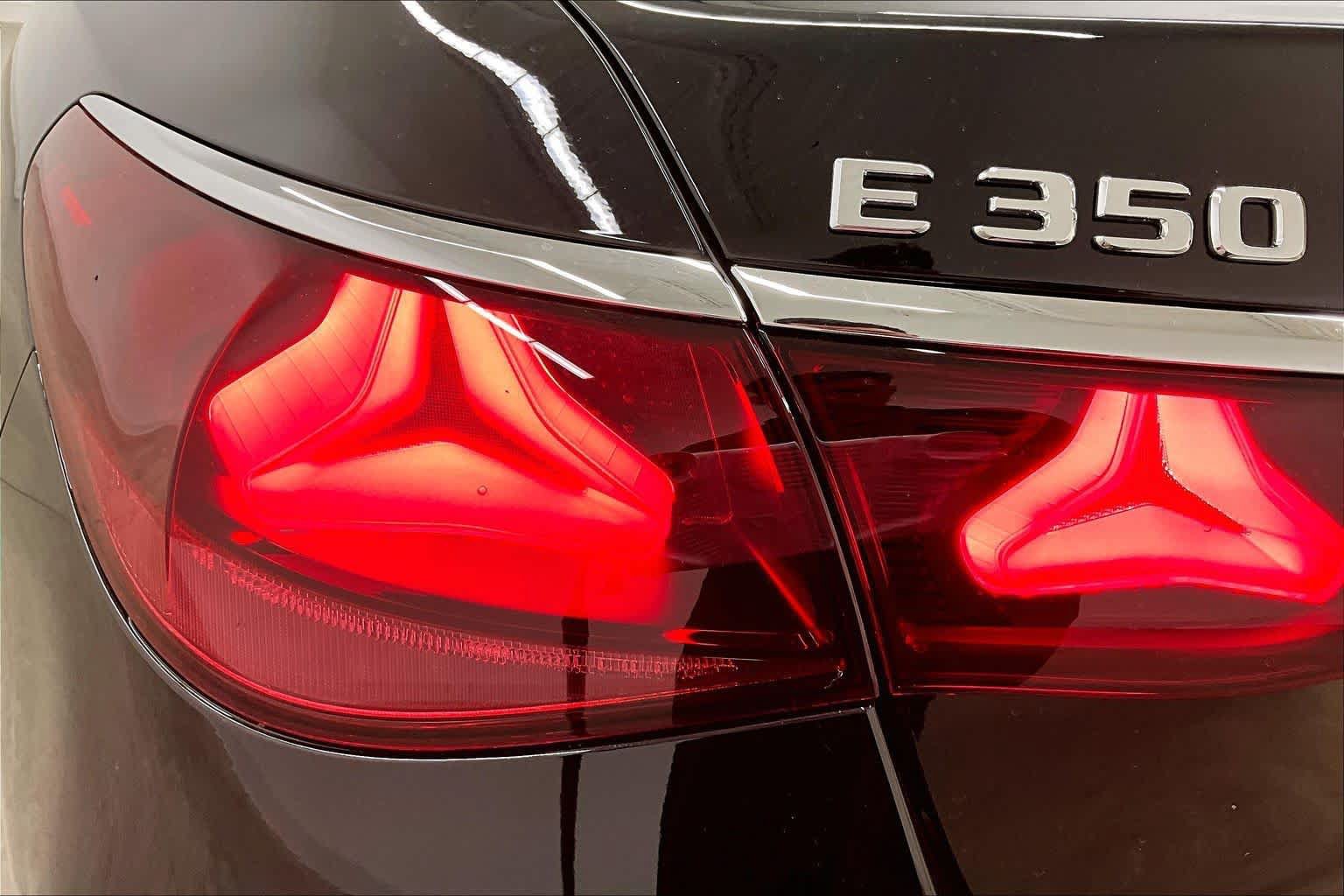 New 2026 Mercedes-Benz E 350 4MATIC Sedan image 14