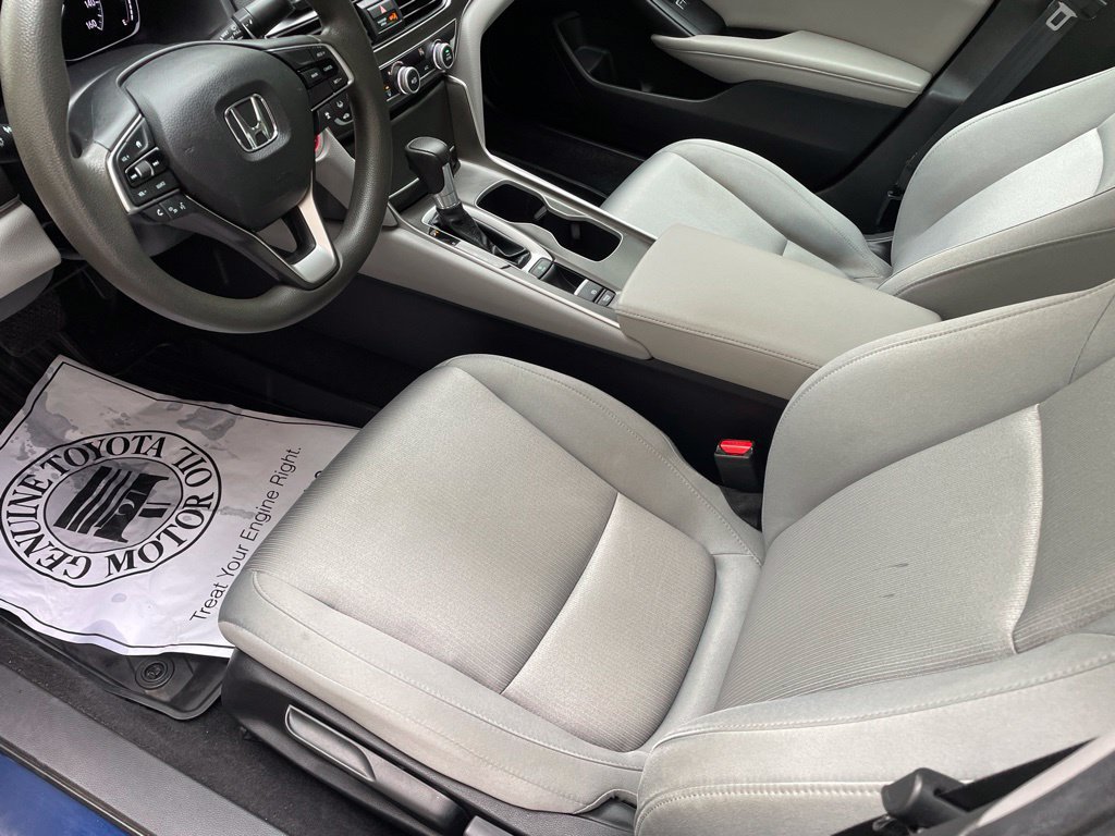 Used 2019 Honda Accord LX image 9