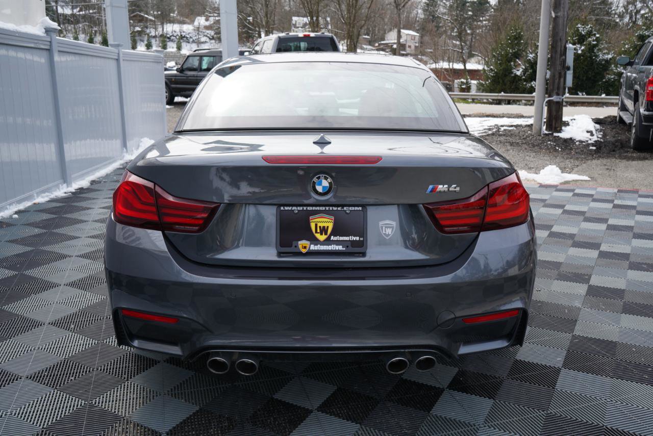 Used 2020 BMW M4 Convertible w/ Executive Package image 7