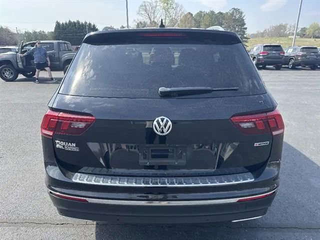 Used 2019 Volkswagen Tiguan SEL Premium w/ 3rd Row Seat Package AWD/4WD image 5