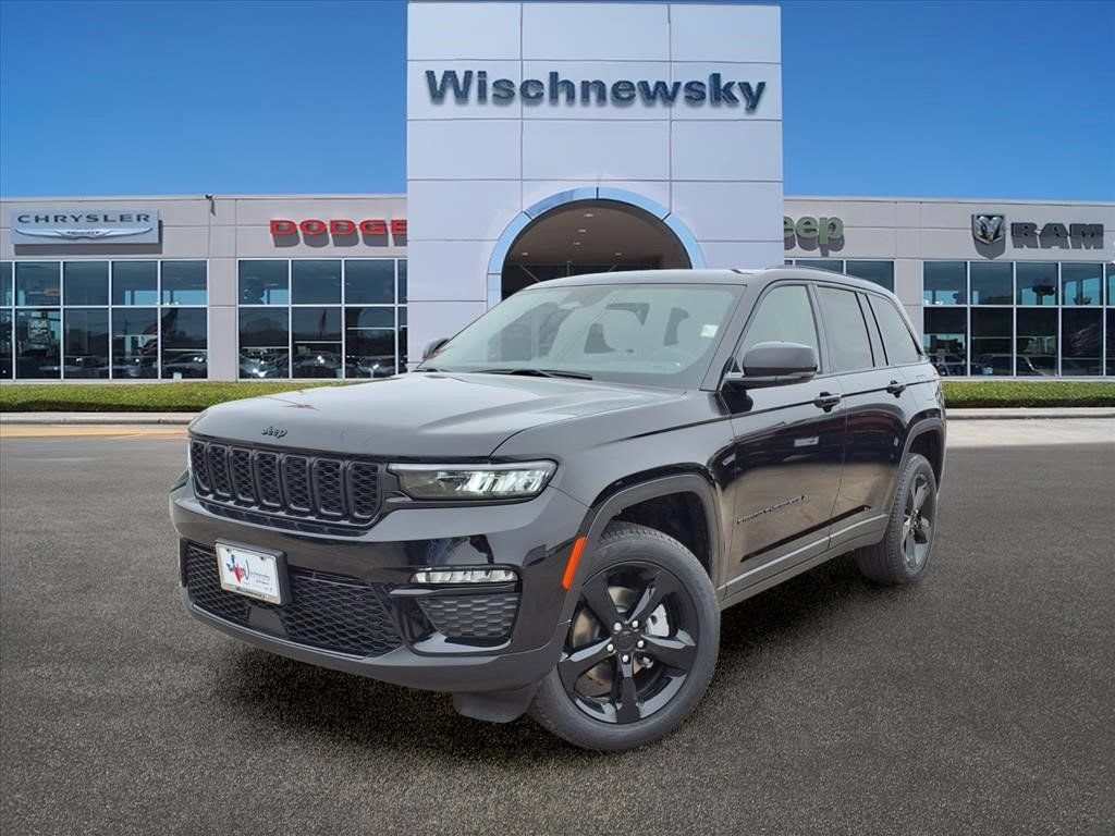 New 2025 Jeep Grand Cherokee Limited w/ Black Appearance Package AWD/4WD video 1