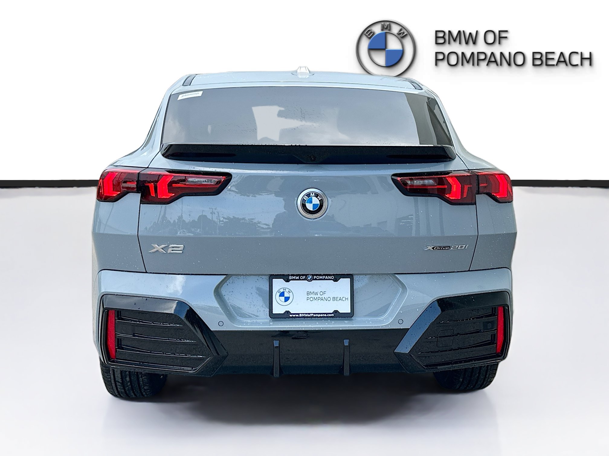 New 2026 BMW X2 xDrive28i w/ M Sport Package AWD/4WD image 5