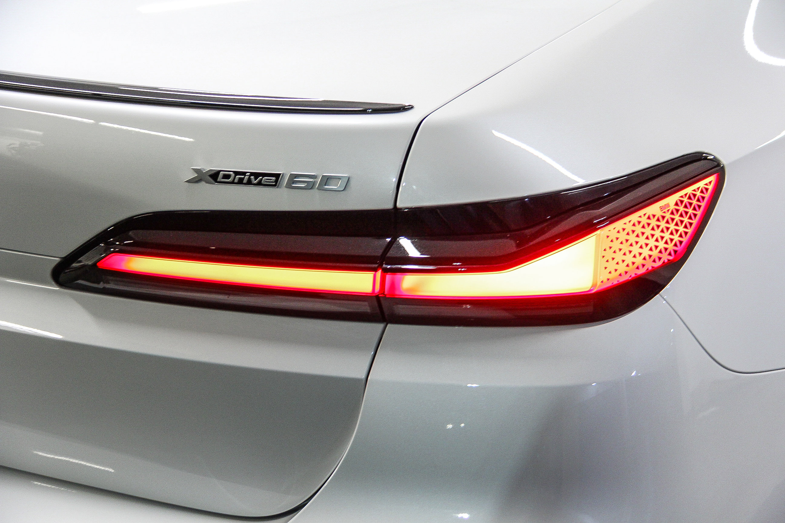 Used 2025 BMW i7 xDrive60 image 7