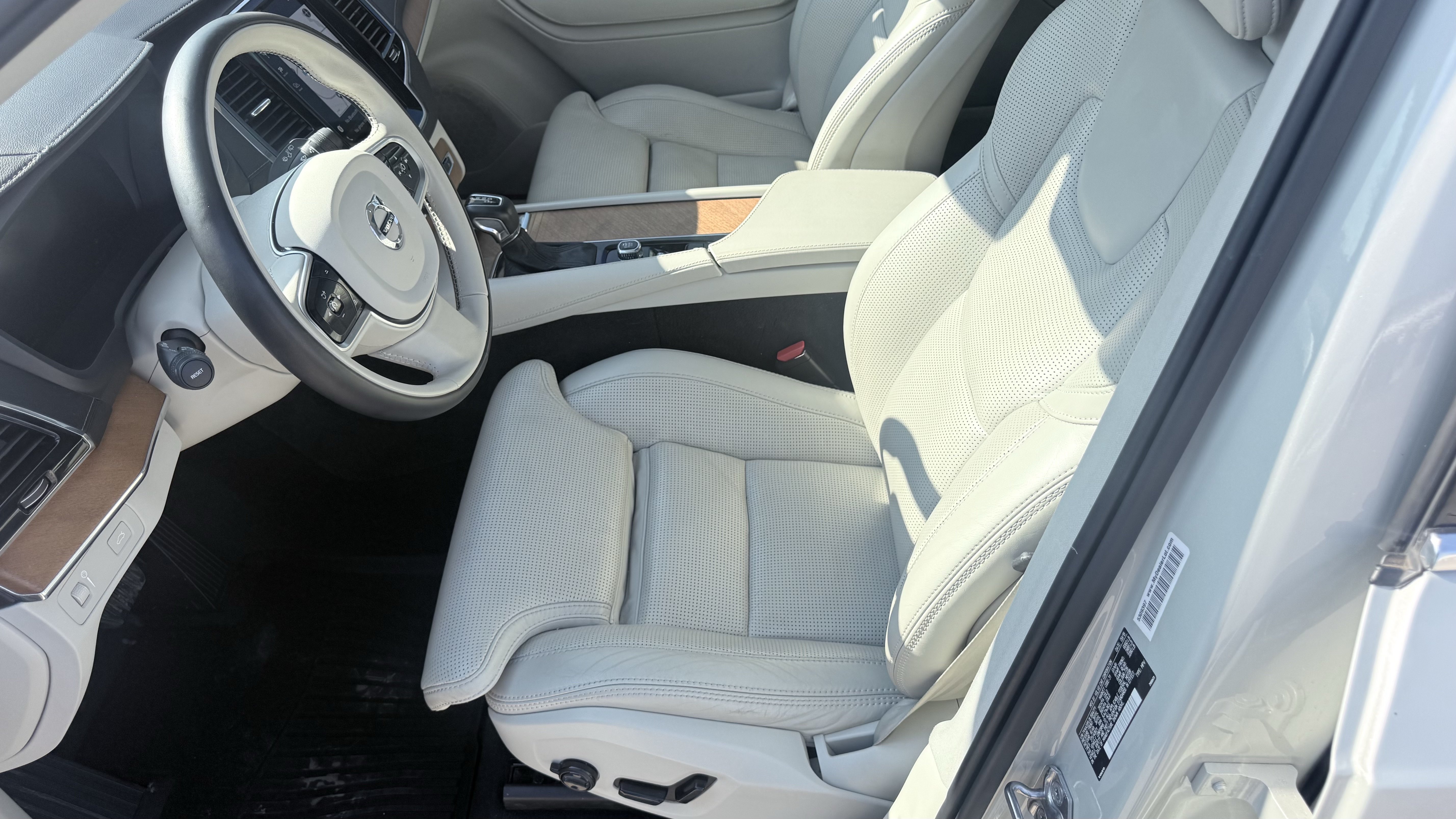Used 2020 Volvo XC90 T6 Inscription w/ Protection Package Premier AWD/4WD image 15