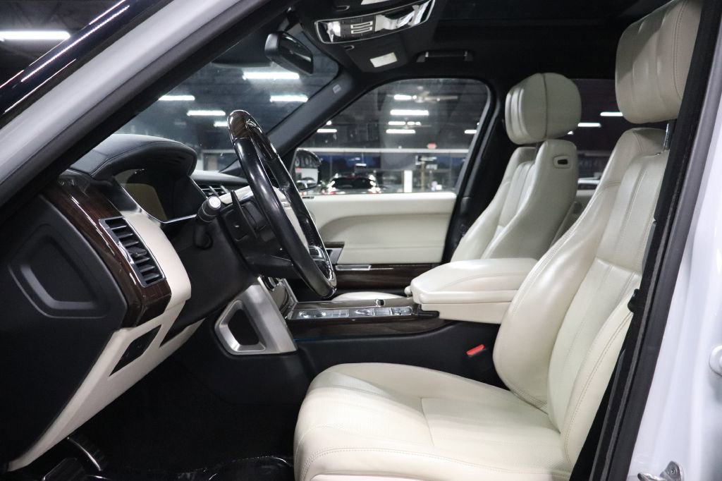 Used 2016 Land Rover Range Rover Supercharged image 10