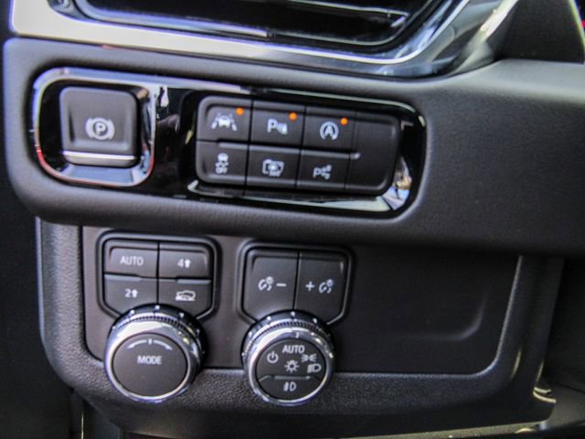 New 2026 GMC Yukon XL Elevation image 20
