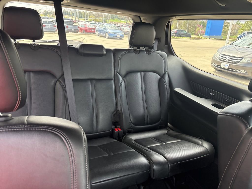 Used 2023 Jeep Wagoneer Series III w/ Preferred Equipment Group AWD/4WD image 38