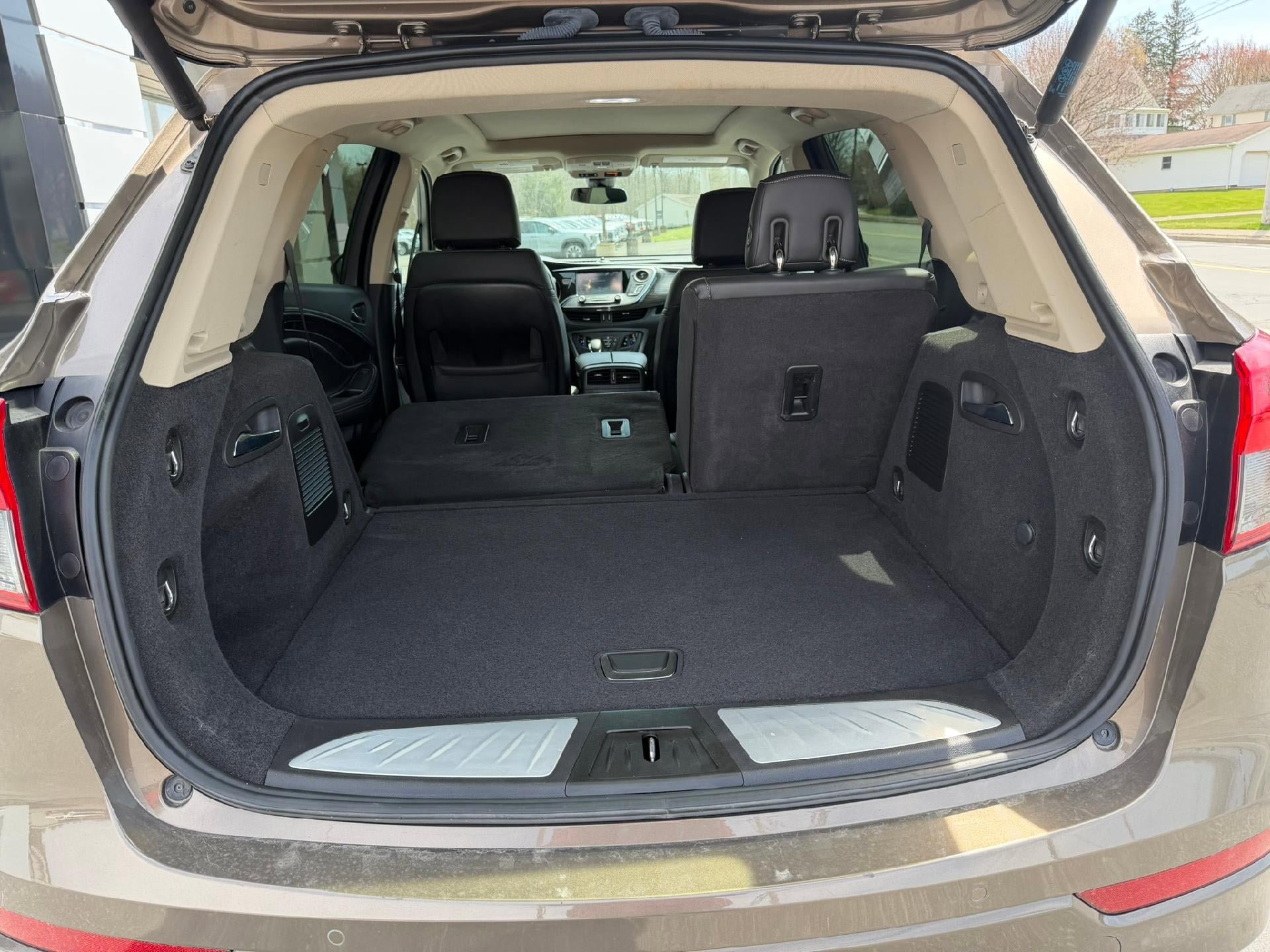 Used 2017 Buick Envision Premium AWD/4WD image 9