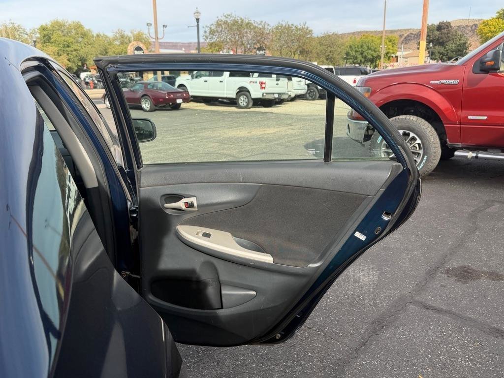 Used 2013 Toyota Corolla S FWD image 24