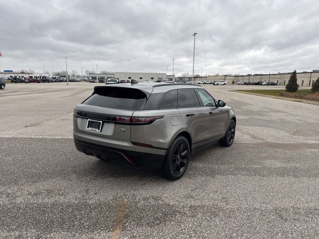 Used 2019 Land Rover Range Rover Velar R-Dynamic SE image 5