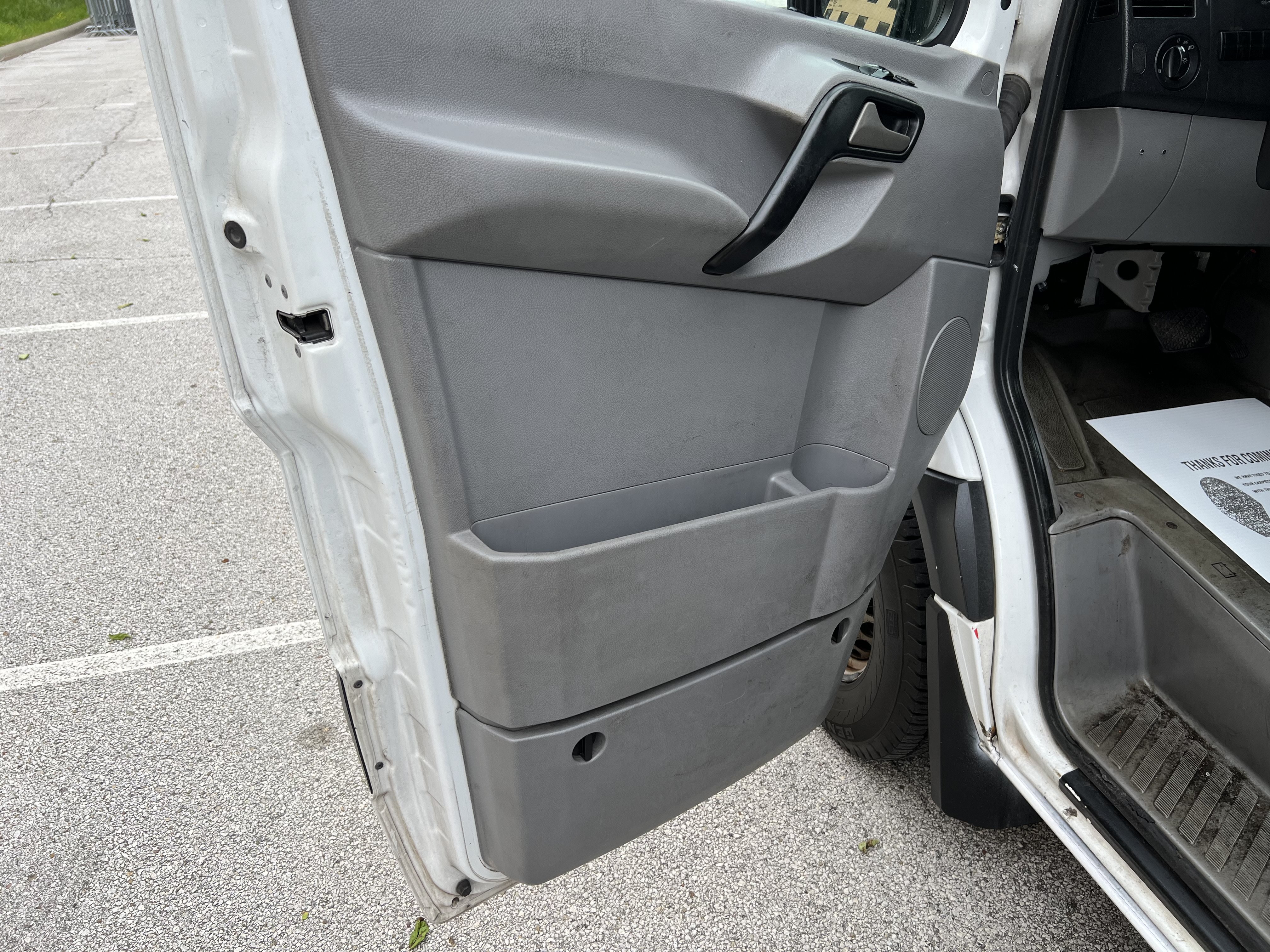 Used 2013 Mercedes-Benz Sprinter 2500 image 34