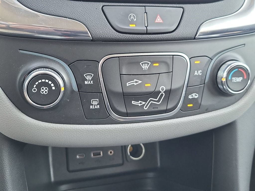 Used 2023 Chevrolet Equinox LS w/ LS Convenience Package AWD/4WD image 40