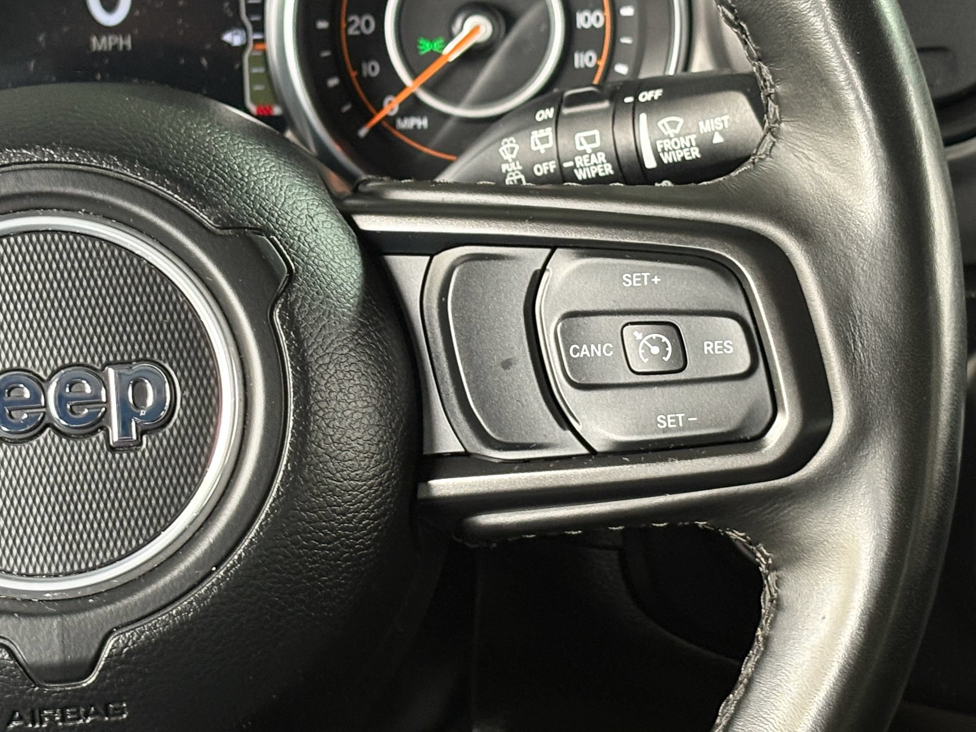 Used 2022 Jeep Wrangler Unlimited Sport AWD/4WD image 32