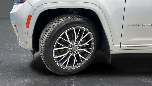 Used 2023 Jeep Grand Cherokee L Summit image 43