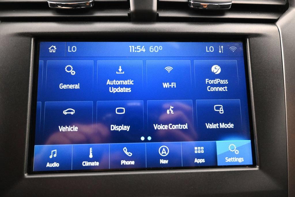 Used 2020 Ford Fusion SE FWD image 17