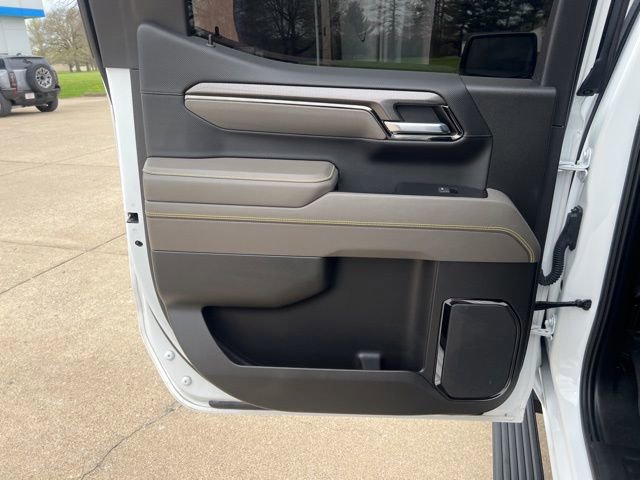 Used 2022 Chevrolet Silverado 1500 ZR2 w/ Technology Package image 26