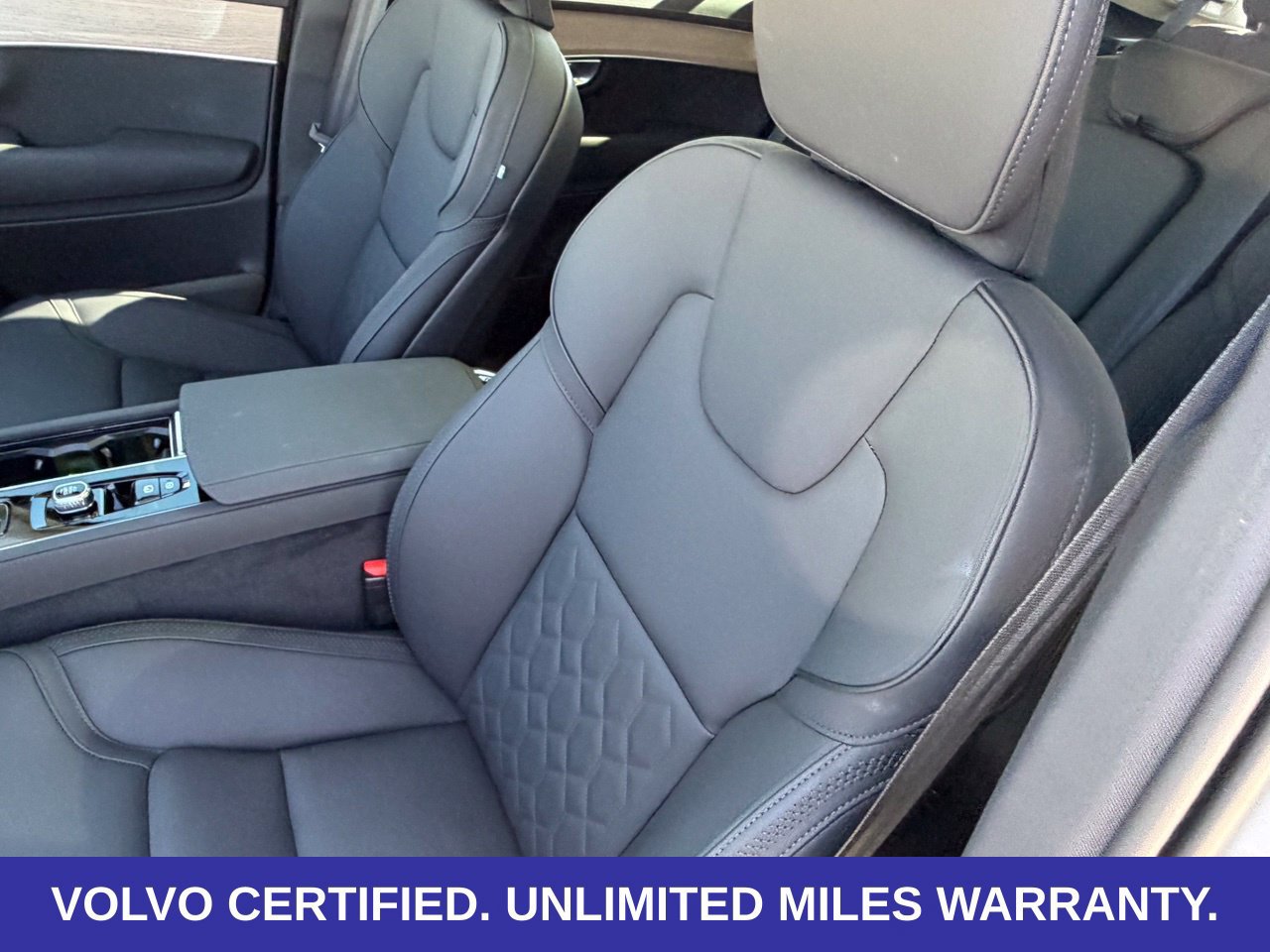 Certified 2026 Volvo XC90 B6 Plus AWD/4WD image 34