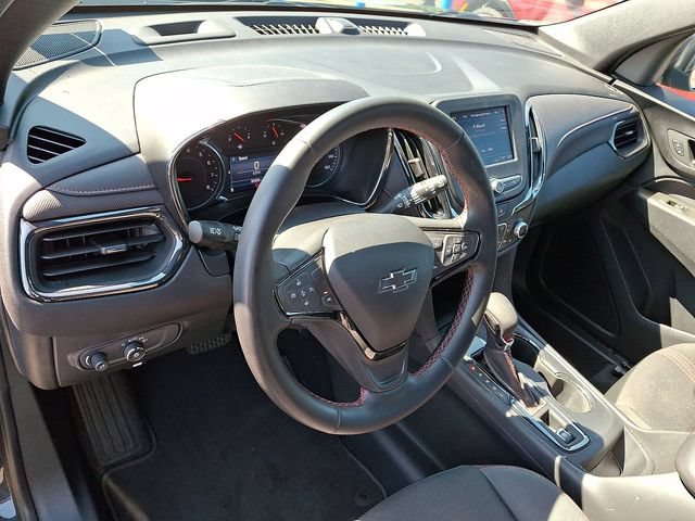 Used 2023 Chevrolet Equinox RS AWD/4WD image 16