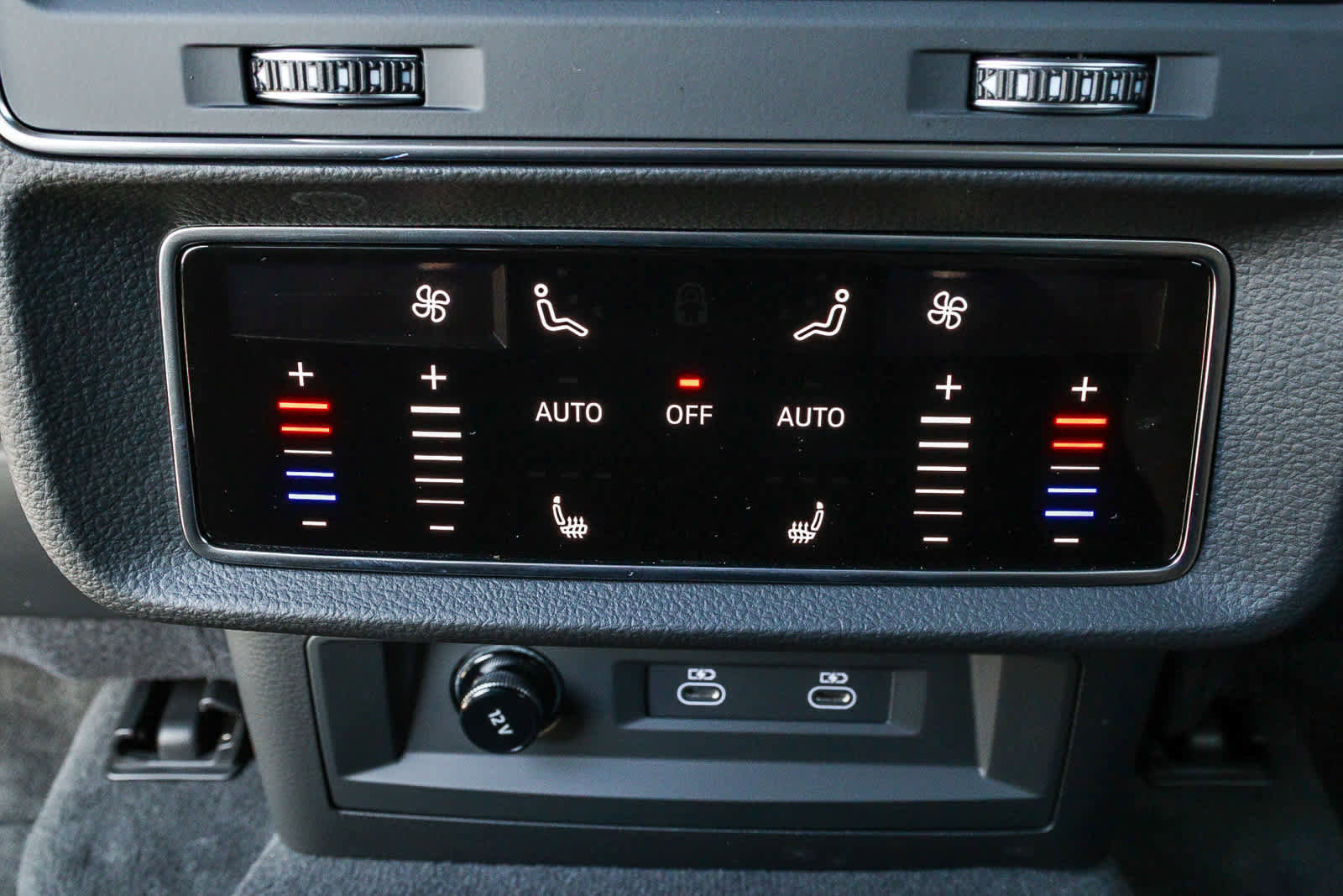 New 2025 Audi RS Q8 performance image 18