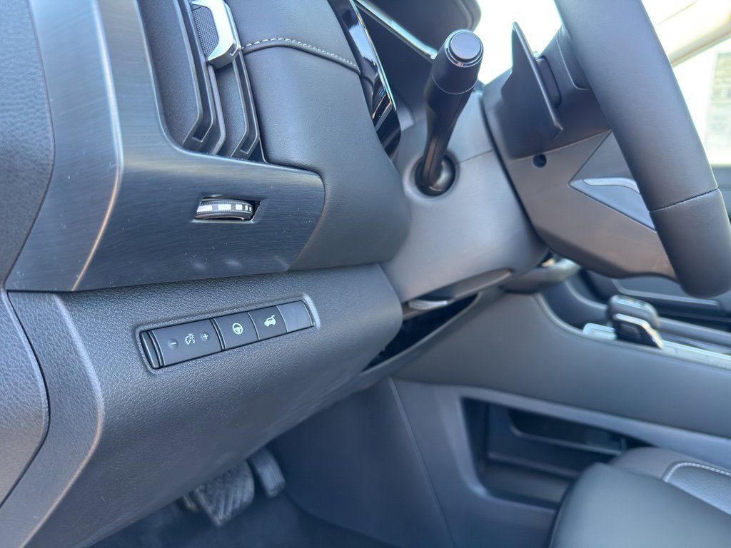 New 2026 Nissan Pathfinder SL image 14