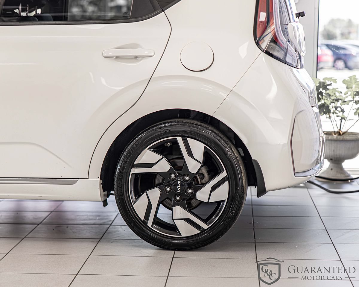 Used 2023 Kia Soul GT-Line FWD image 8