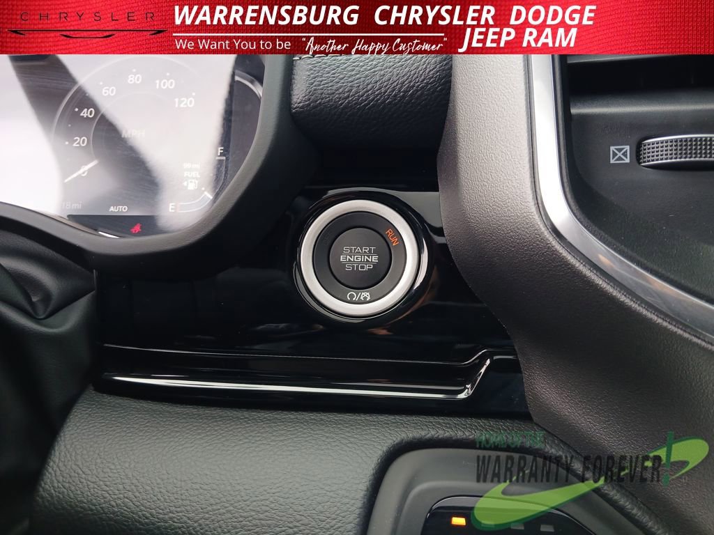 New 2026 RAM 1500 Laramie AWD/4WD image 30