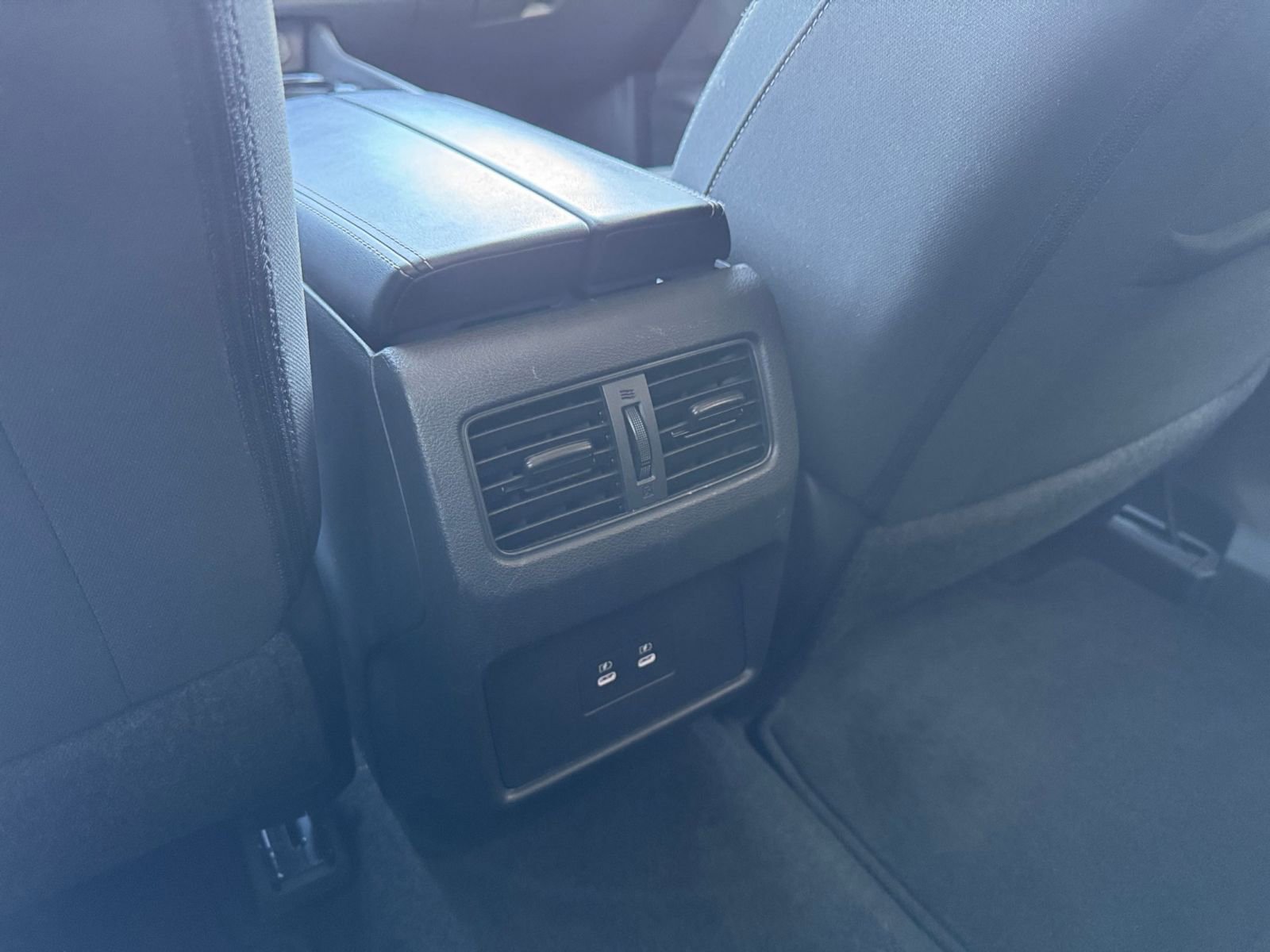 Used 2025 Nissan Rogue SV FWD image 24