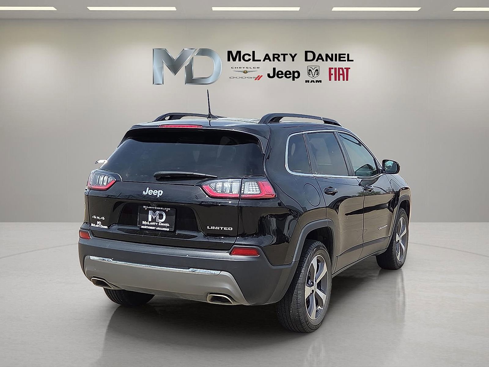 Used 2022 Jeep Cherokee Limited image 5