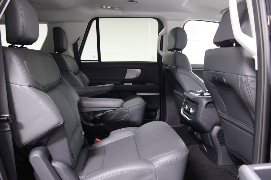 New 2026 Ford Expedition Max Active image 30