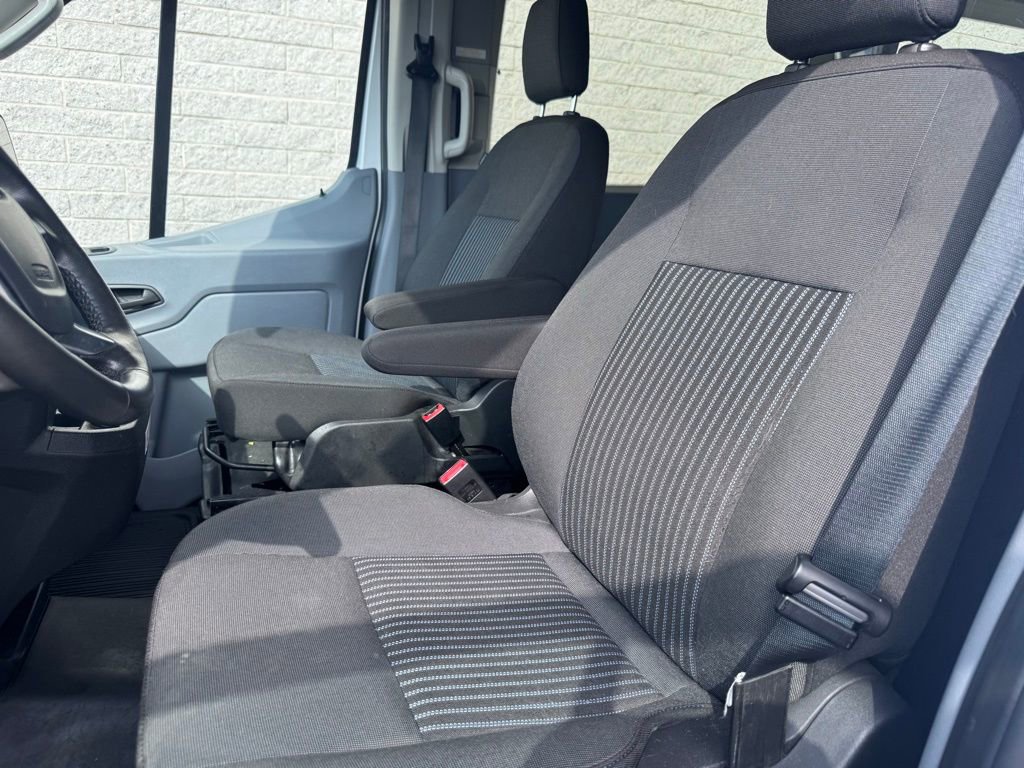 Certified 2019 Ford Transit 150 XLT image 13