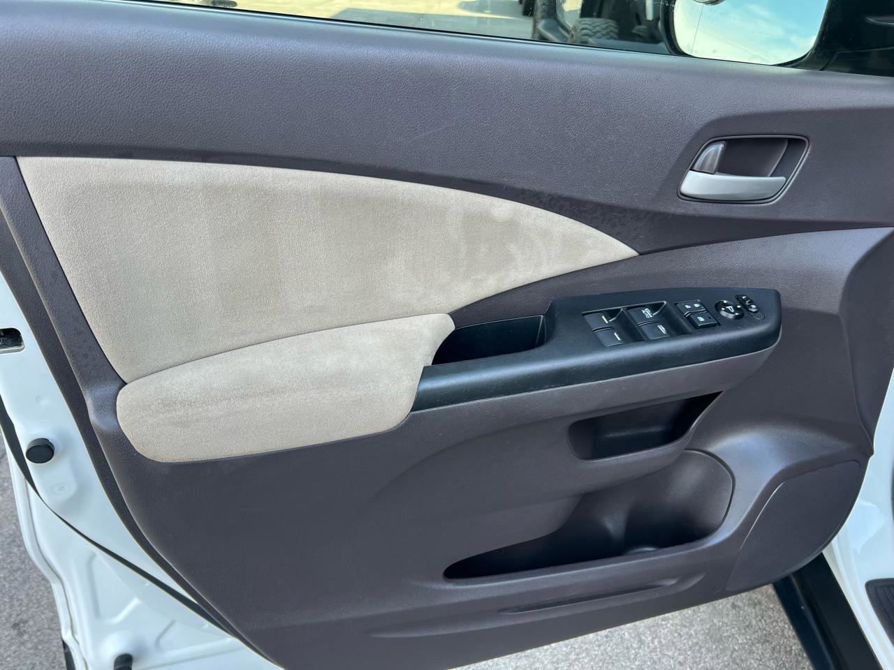 Used 2014 Honda CR-V EX image 11