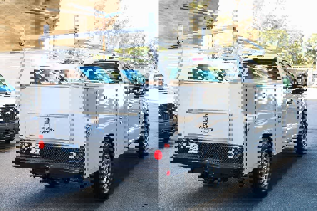 New 2026 Ford F250 XL w/ XL Chrome Package image 7