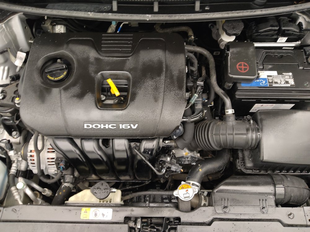 Used 2017 Kia Forte LX image 30