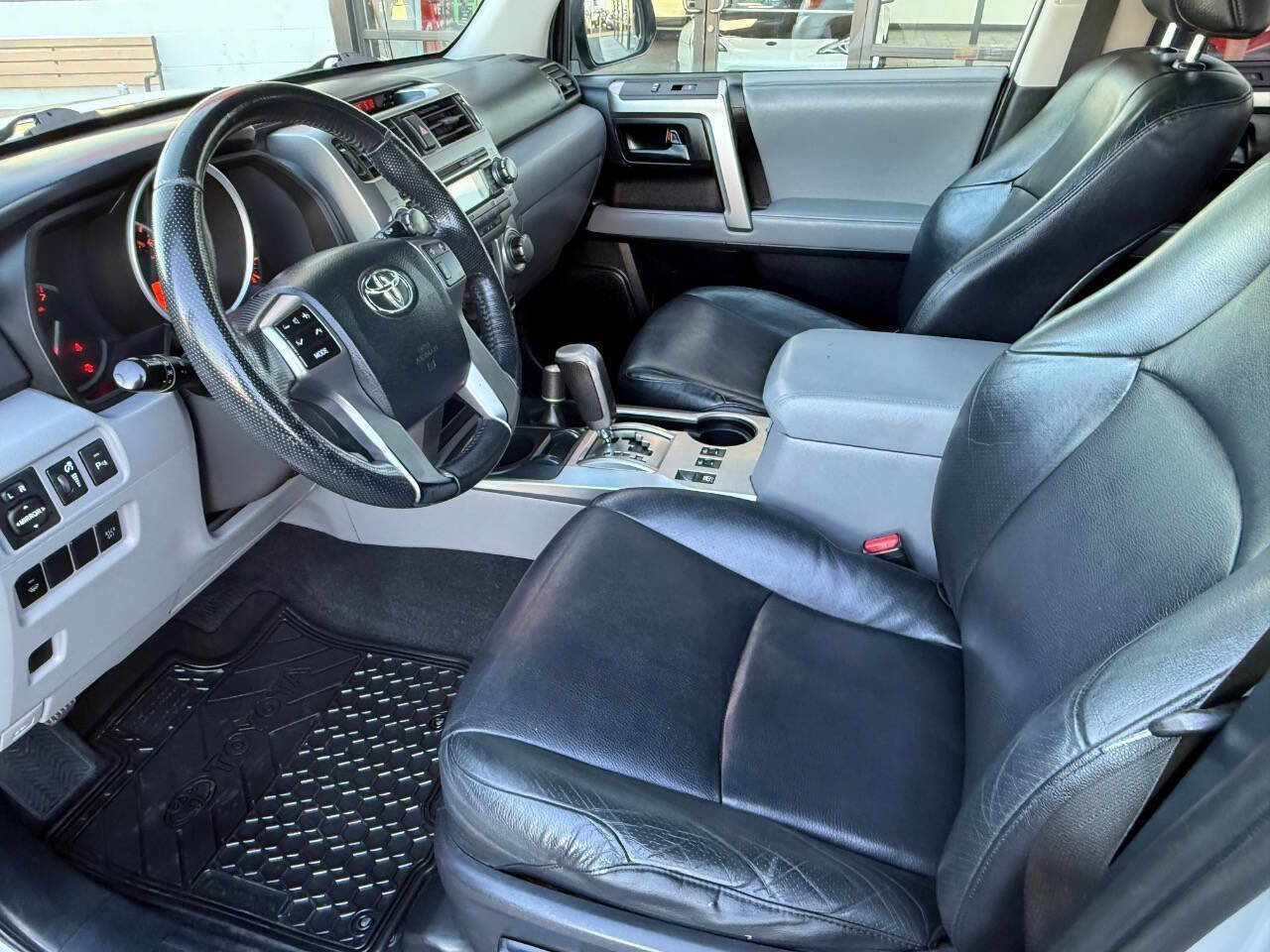 Used 2010 Toyota 4Runner SR5 image 10