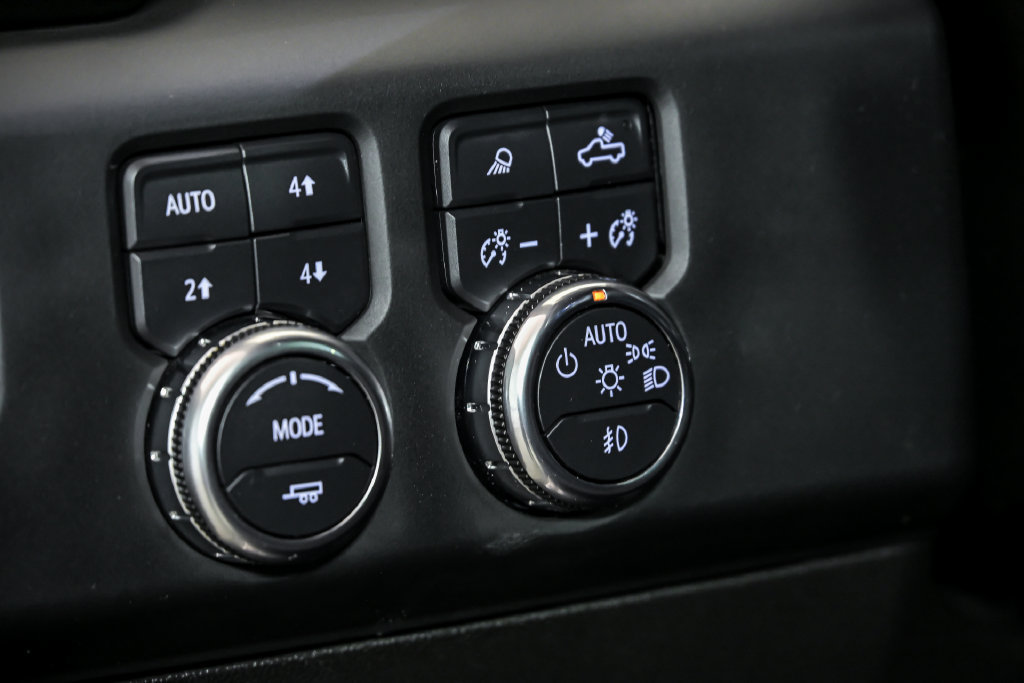 Used 2024 GMC Sierra 2500 AT4 w/ AT4 Premium Plus Package AWD/4WD image 24