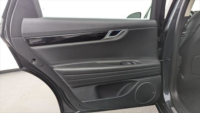 Used 2023 Genesis G80 2.5T AWD/4WD image 12