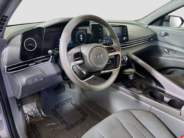 Used 2022 Hyundai Elantra SEL w/ Convenience Package FWD image 22