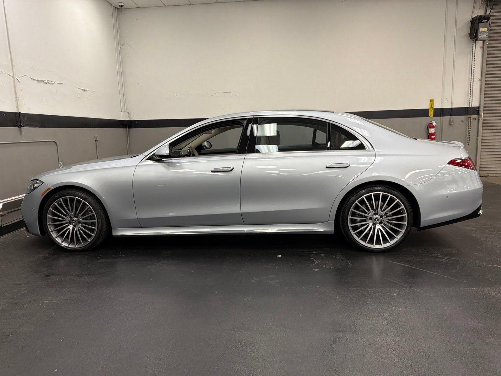 Used 2023 Mercedes-Benz S 580 4MATIC Sedan image 10