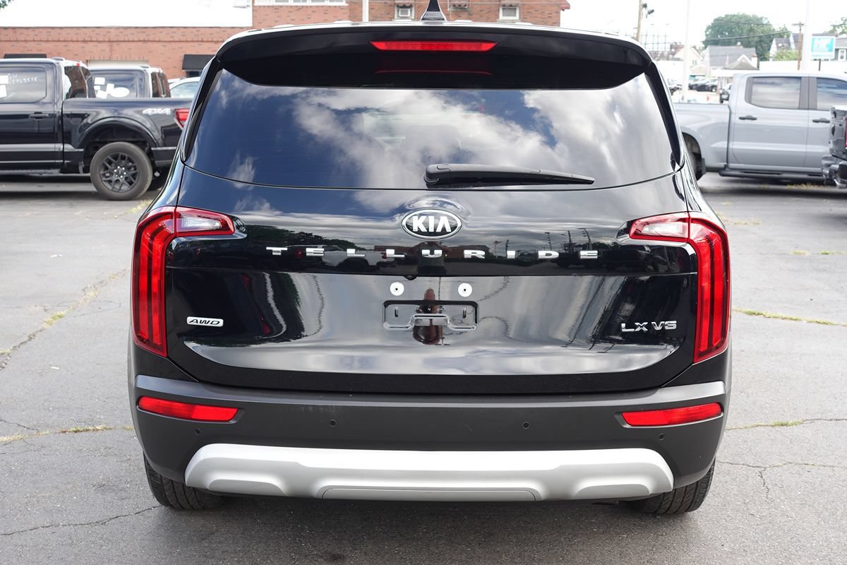 Used 2020 Kia Telluride LX AWD/4WD image 8