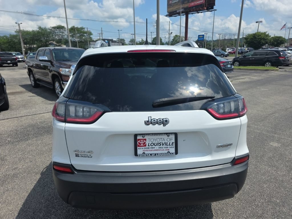 Used 2021 Jeep Cherokee Latitude AWD/4WD image 5