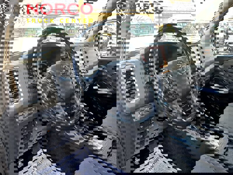 Used 2022 Nissan Frontier SV image 17