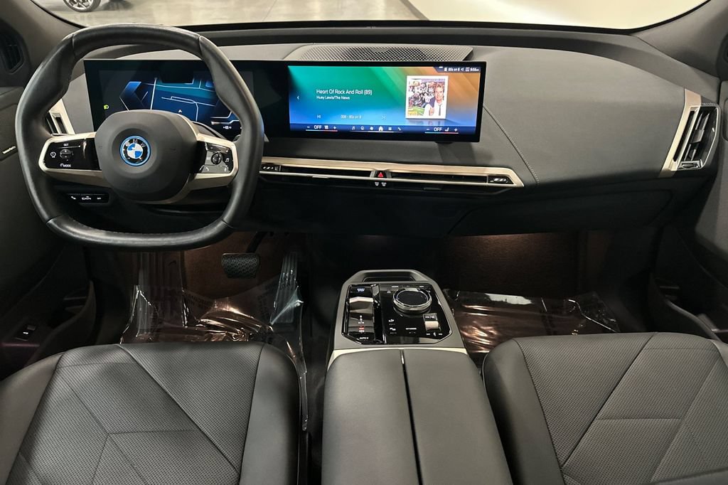 Certified 2024 BMW iX xDrive50 AWD/4WD image 15